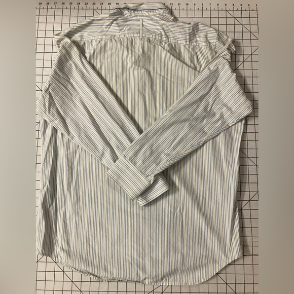 Banana Republic Men’s XL Striped Classic Fit Button Down Shirt - Picture 5 of 6
